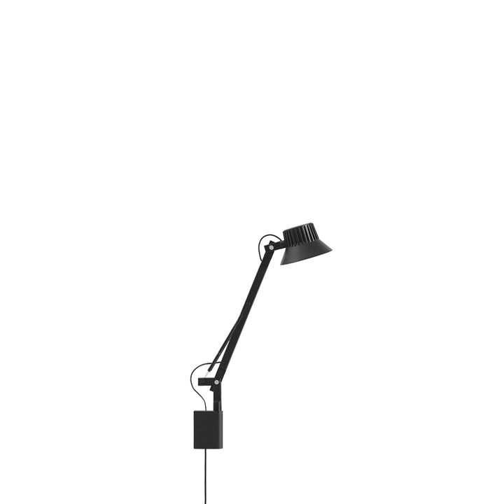Muuto Delicate Wall Lamp