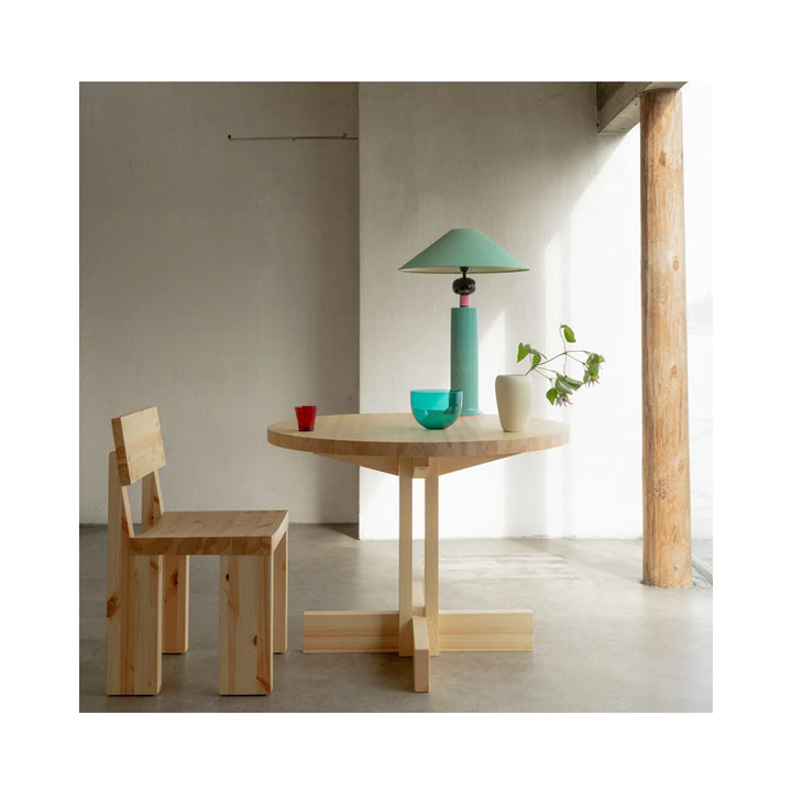 Vaarnii 001 Dining Table Round